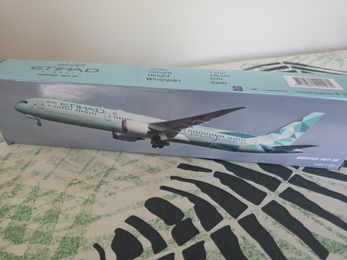Etihad 200 boeing 787 10 - etihad, 1:200