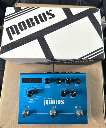 Strymon mobius pedal - strymon,