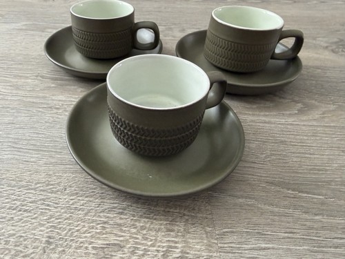 Denby chevron olive green cups - denby,