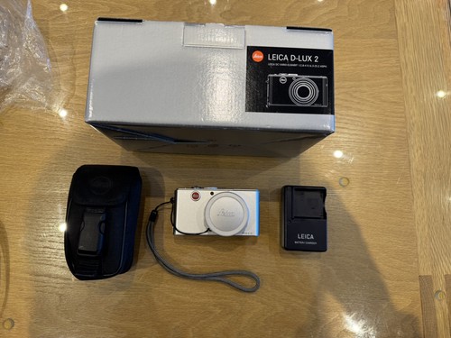 Leica lux digital camera - d-lux, 2