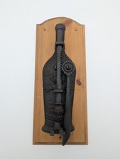 Vintage Style Cast Iron & Wooden Novelty Wall Mounted Bottle Opener A107 Y294