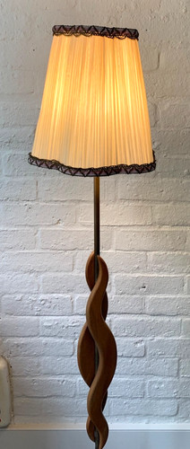 Vintage cream chiffon - , table
