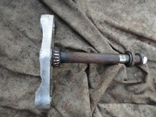 Lower yokes fork clamp for a