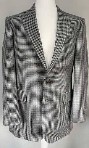 Magee men grey dog - dog, tooth