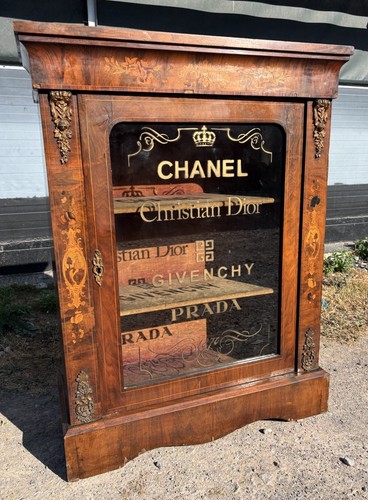 Antique display pier - antique,