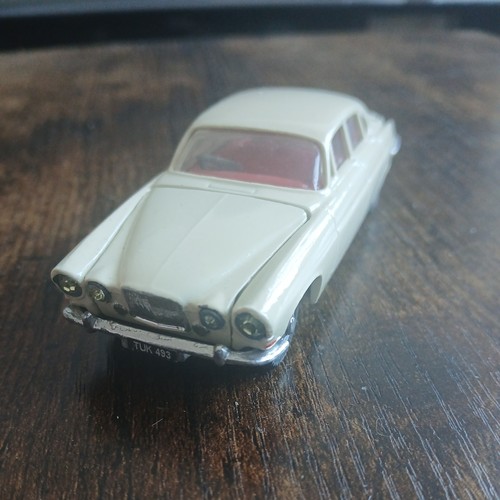 Corgi toys 238 jaguar mark - jaguar, x
