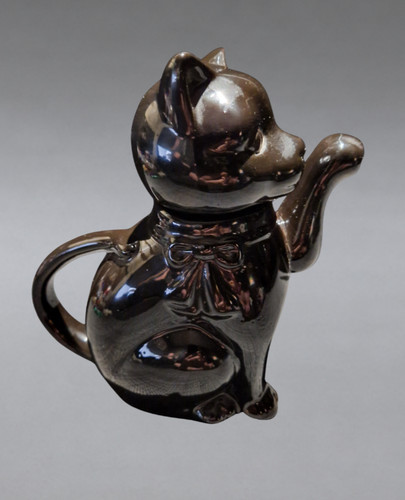 Vintage black glossy cat - vintage,