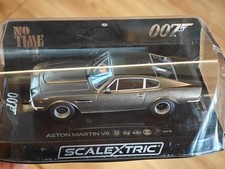 Scalextric C4203 ASTON MATIN