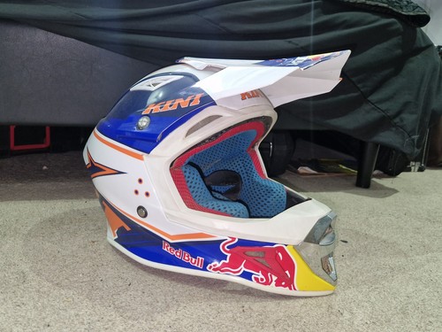 Kini red bull - bull, motorcycle