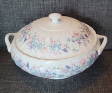 WEDGWOOD ANGELA FLUTED BONE