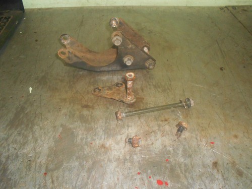 Yamaha 200 engine bolts - yamaha,