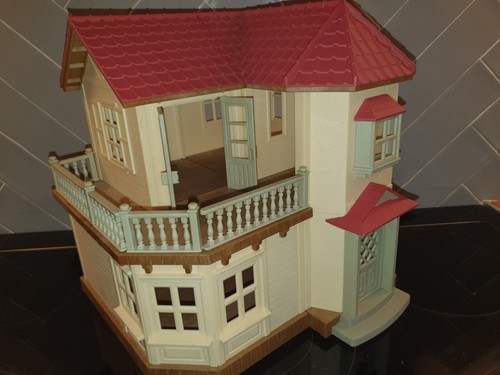 Sylvanian families beechwood - families,