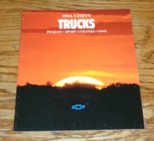 Original 1994 Chevrolet Truck Full Line Sales Brochure 94 C/K S Pickup Blazer