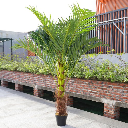 6ft large artificial - 6ft, tree