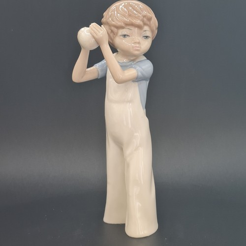 Casades ceramic boy - boy, throwing
