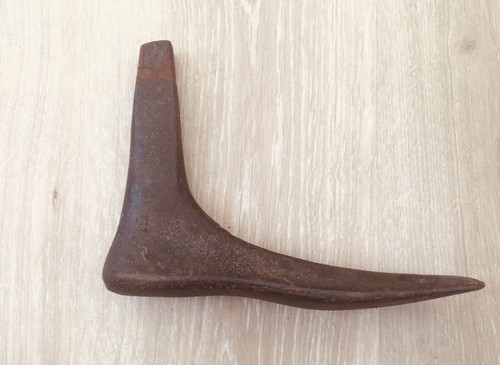 Vintage cast iron shoe last - iron,