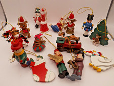 Vintage 90's  16 Wooden Christmas  Tee Decorations