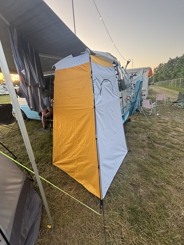 Portable pop toilet tent - toilet,