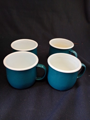 Green coloured enamel - coloured, set