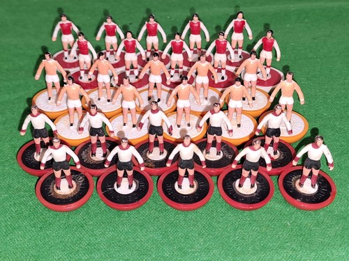 Subbuteo c100 zombie teams - subbuteo,