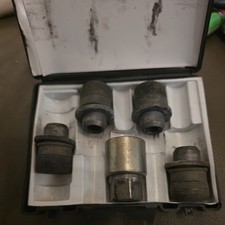 GENUINE TOYOTA YARIS LOCKING