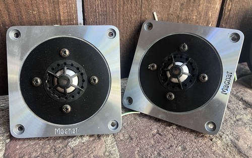 Pair vintage magnat - pair,