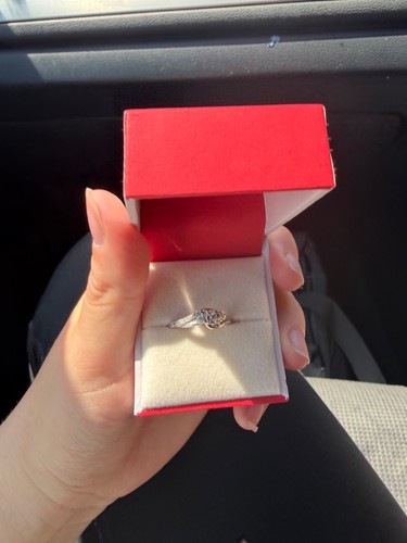 Samuel engagement ring - h, 9ct