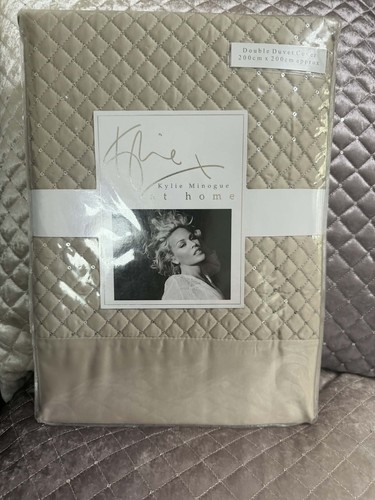 Kylie minogue alba praline - minogue,