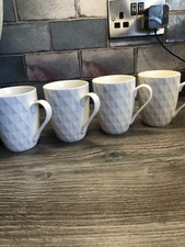 Aynsley 4 Modern Geometric