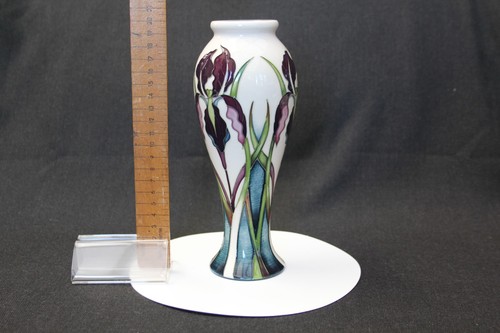 Moorcroft collectors club - moorcroft, "