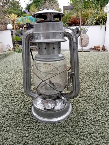Hurricane paraffin lamp - hurricane,