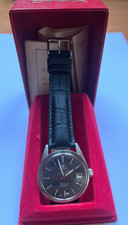 Vintage Cyma 35mm date Automatic 25 jewel incabloc mens watch with papers.