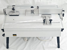 Dewalt DE2000 Router Table +