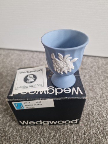 Wedgewood fluted jasper - fluted,
