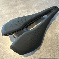 NEW Giant FLEET SL saddle
