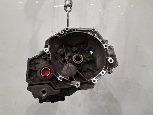 Toyota yaris mk3 2014 - toyota,