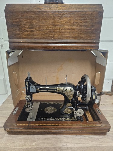 Antique singer hand crank - antique,