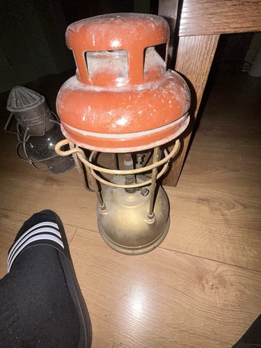Tilley lamp - tilley,