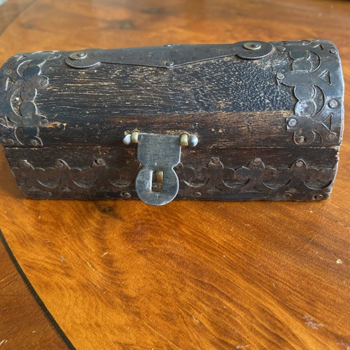 Wooden treasure chest - treasure,