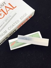 Feather Cut Special Platinum