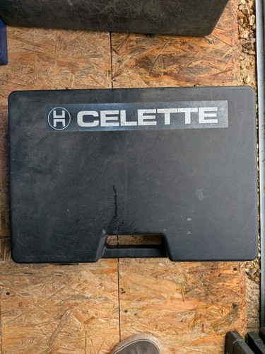 Celette vehicle anchoring - vehicle,