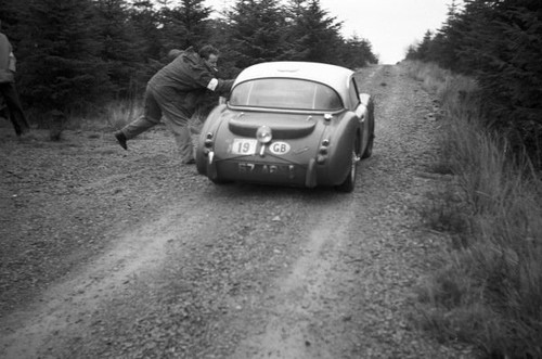 Paddy hopkirk jack scott - paddy,