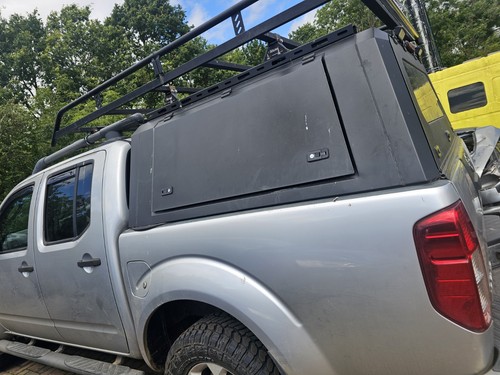 Nissan navara hard - nissan,