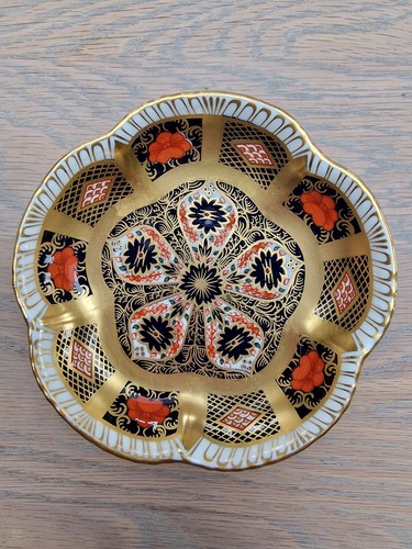 Royal crown derby - crown, imari