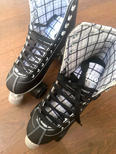 Black rio roller - black, signatures