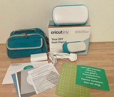 CRICUIT JOY MACHINE & CARRY CASE ALL BRAND NEW WITH, MAT AND ALL IT CAME WITH