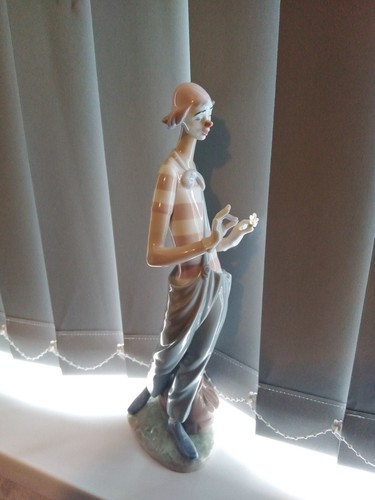 Lladro clown love figurine - lladro,