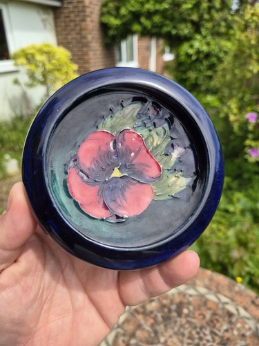 Lovely moorcroft pansy - lovely,