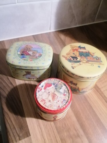 Small vintage storage tins - small, x3