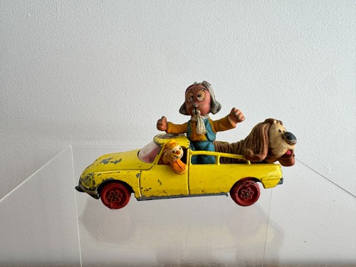 Corgi 807 magic - corgi,